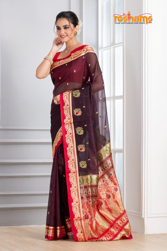 Pure Silk Paithani with black body with sea red Pallu