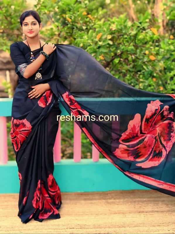 Mul Cotton Digital Print Saree – Black with Red Flower