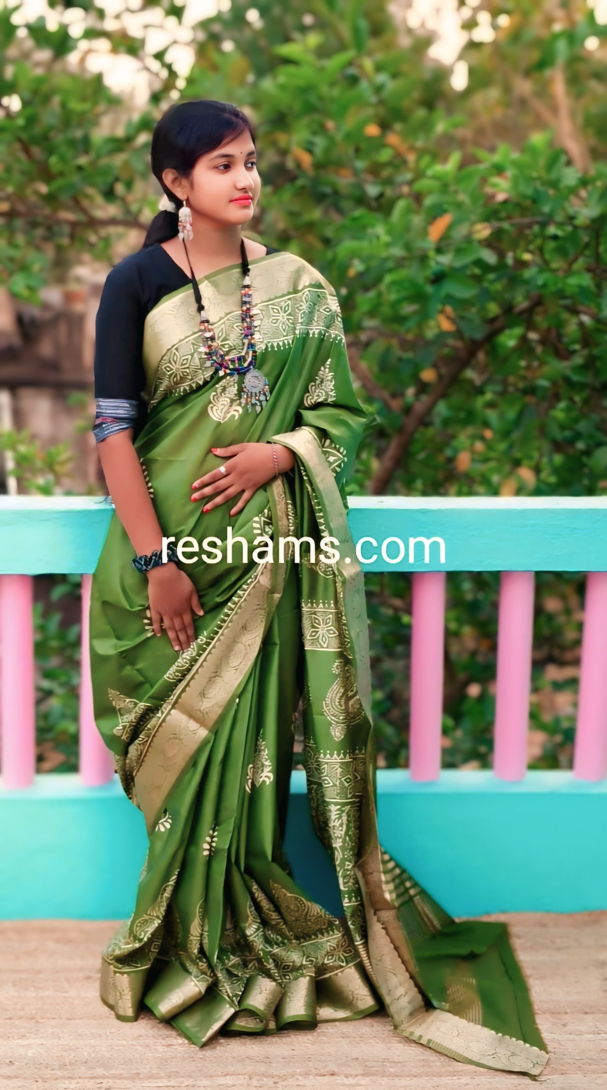 Liva Silk Saree – Green