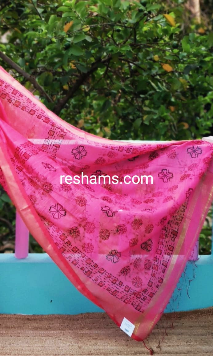 Linen Cotton Hand Paint Saree – Pinkish Red Body with Golden Zari Border