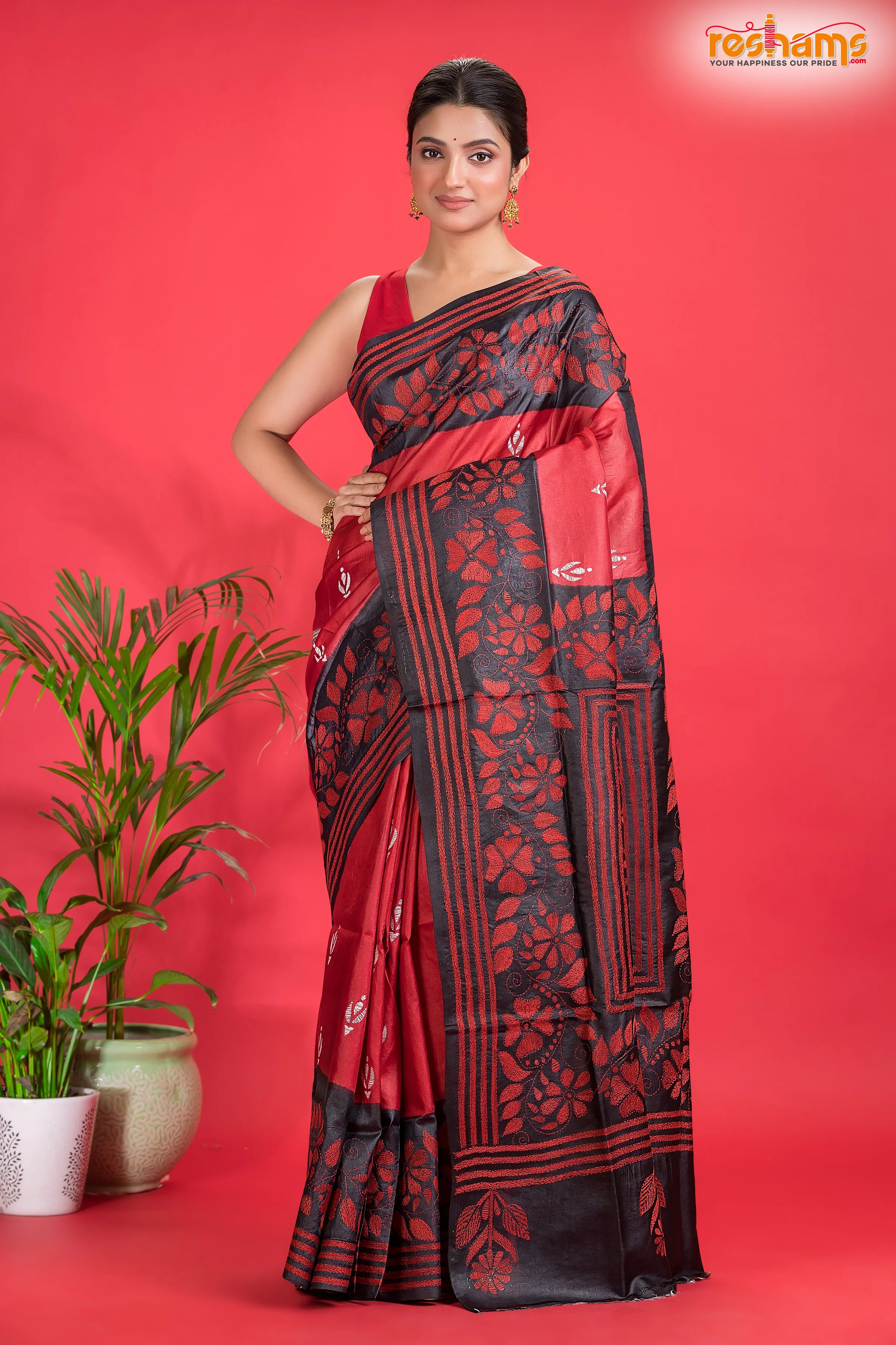 Tussar Kantha Stitch With Black Red Hand Paint Flower Motif